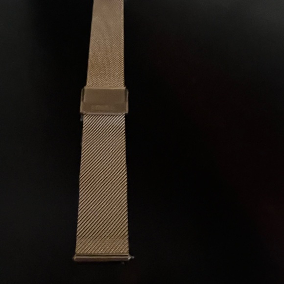 **** SOLD******Fossil watch band never used rose gold - Picture 3 of 4